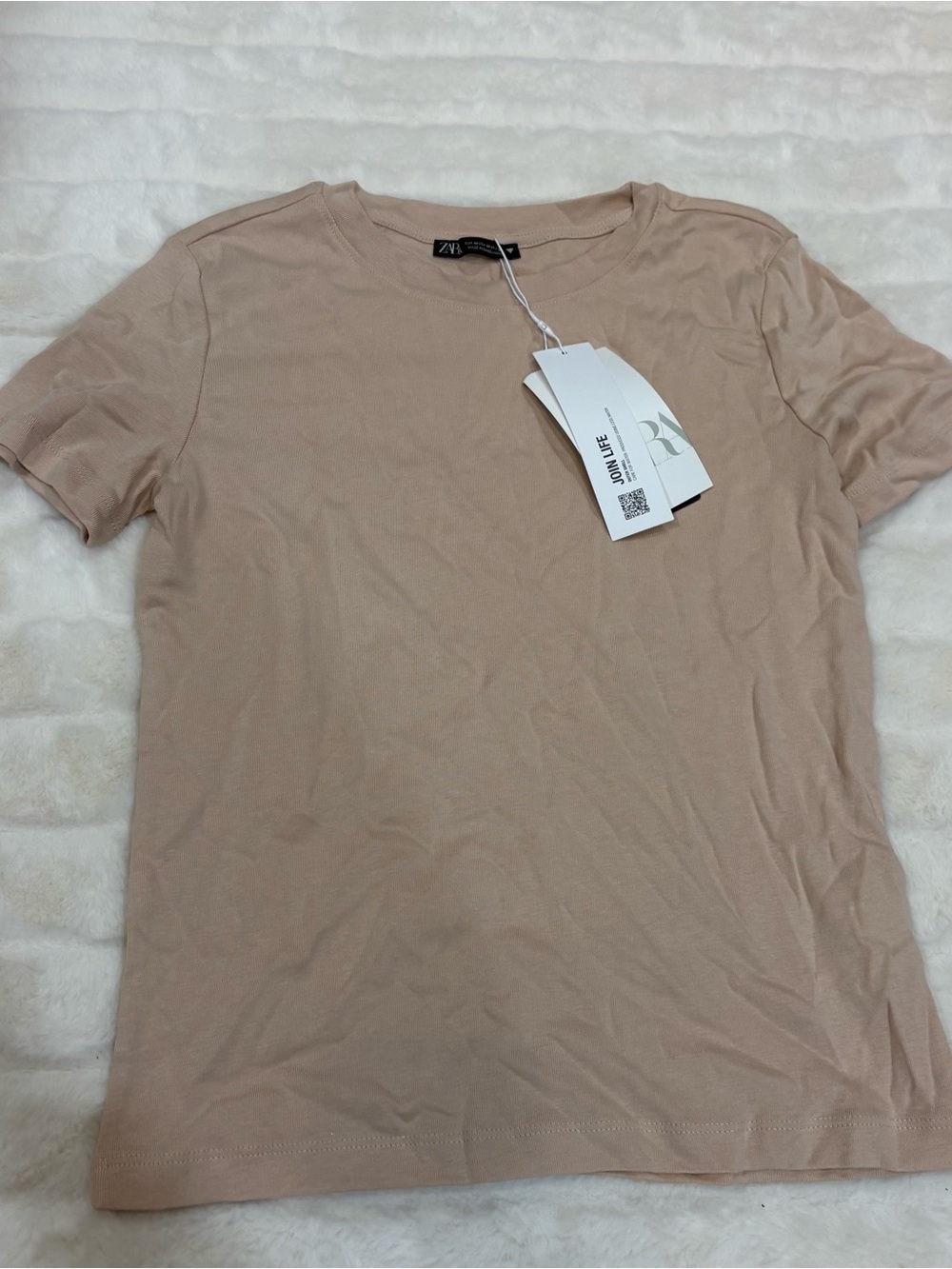Zara Short Sleeve Crew Neck Tee in Light Beige